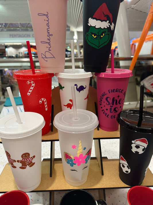 Customised Cold cup with straw